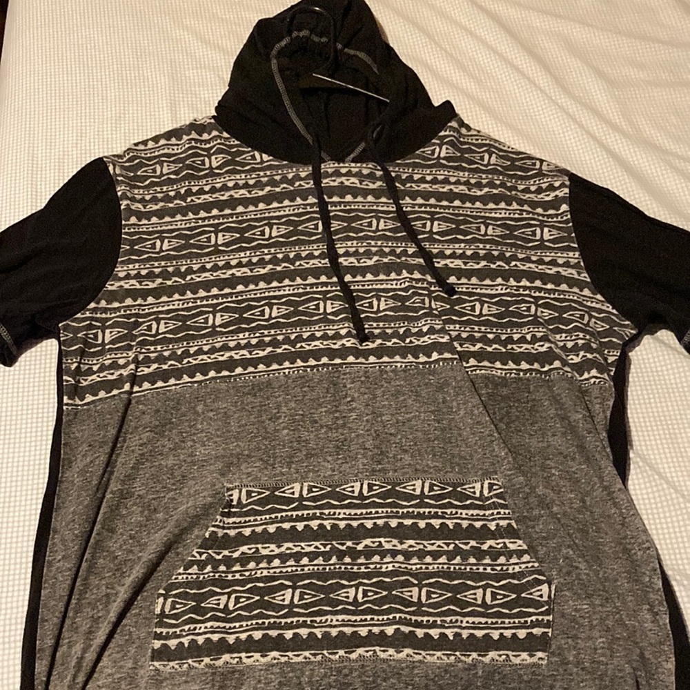 Metro zone t shirt XL